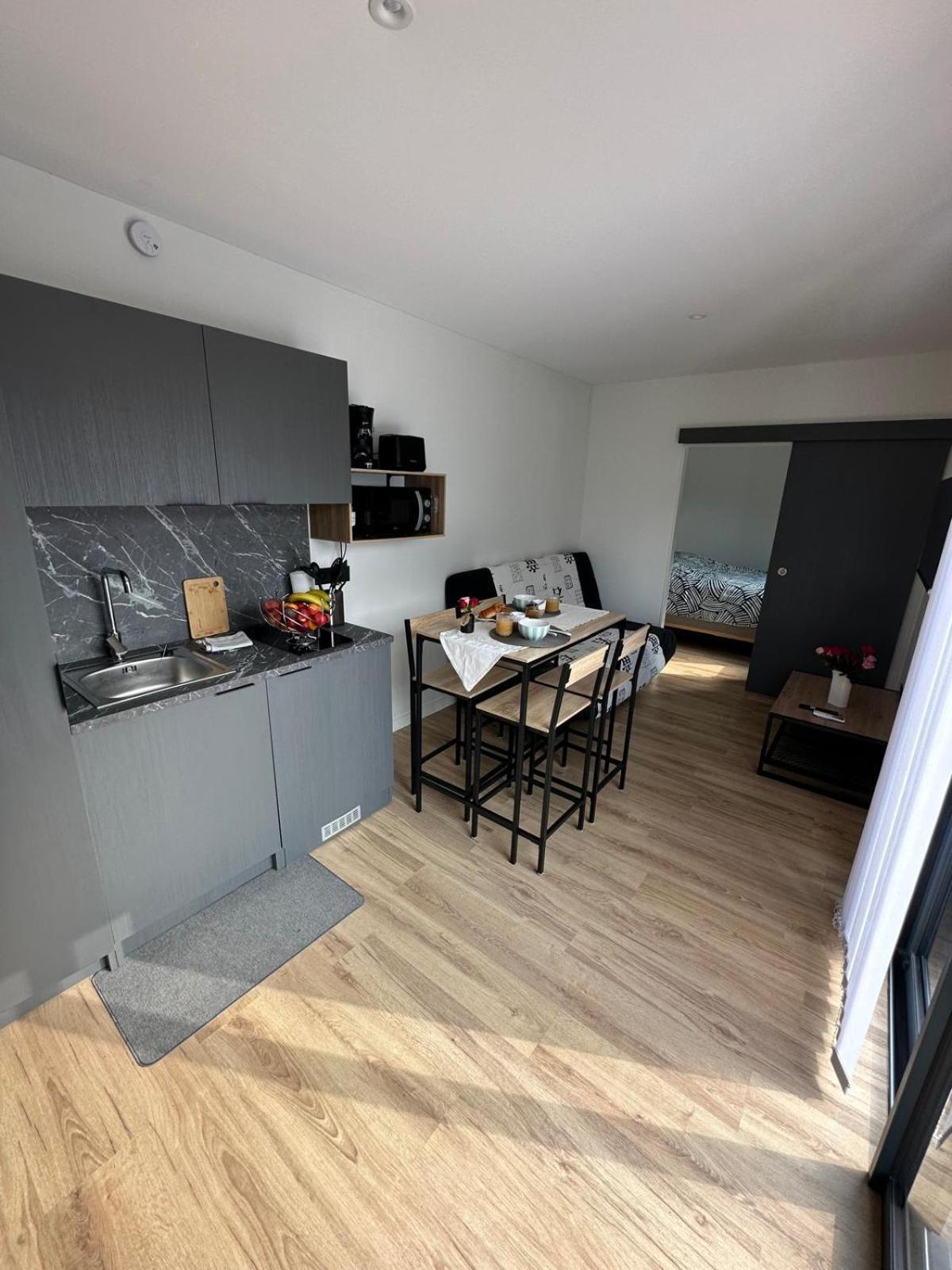 Cottage Bungalow Le St Vel' Velennes  外观 照片